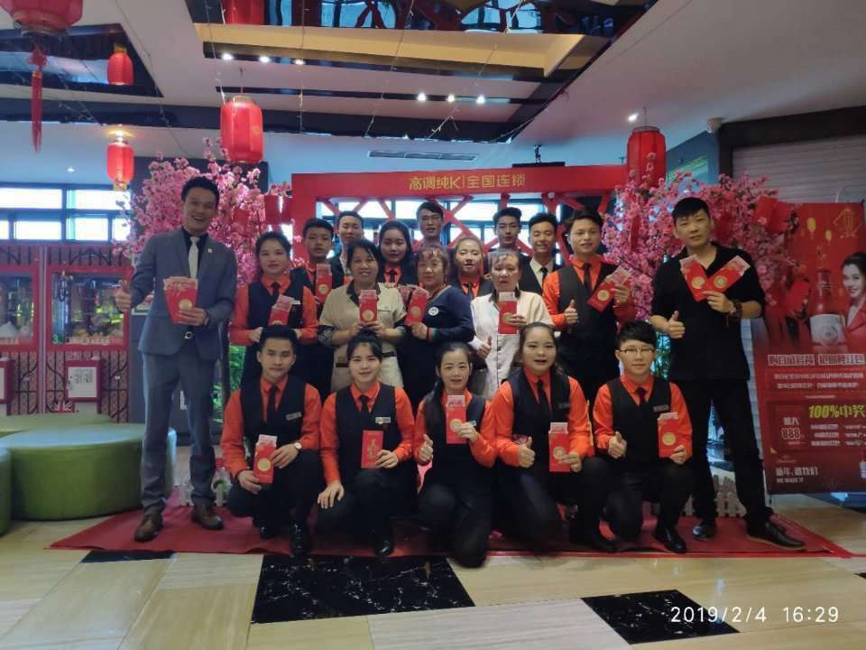 除夕夜 | 团圆时分，高调人的专属温柔(图2)