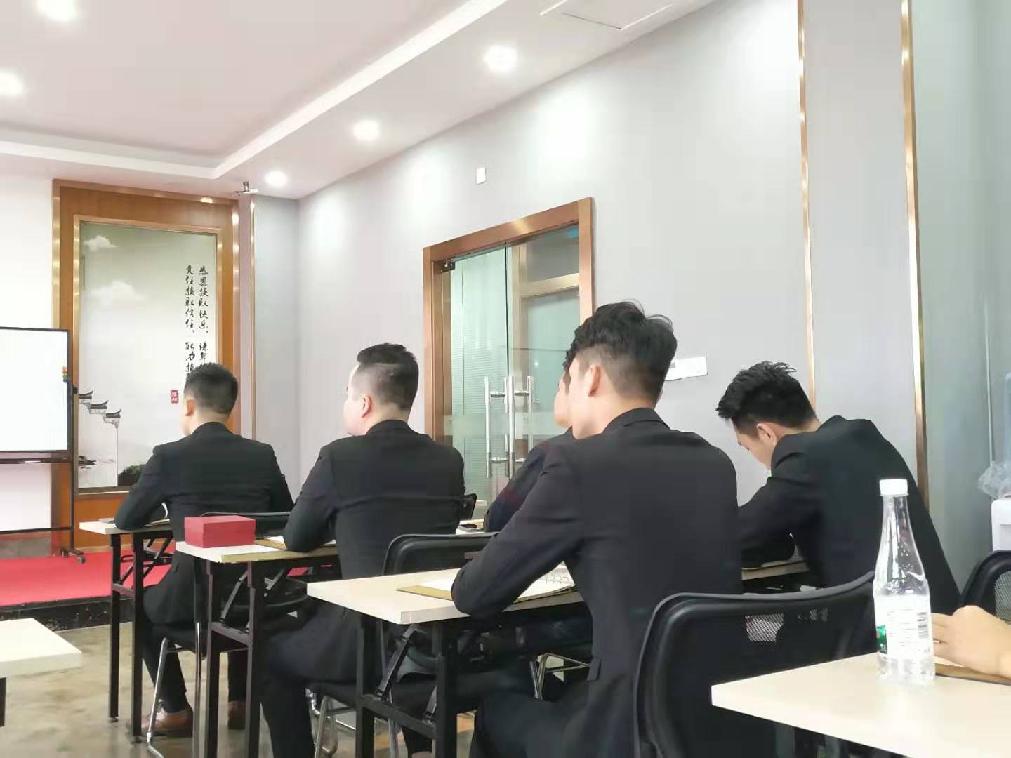 高调娱乐事业副店及以上职级会议(图4)