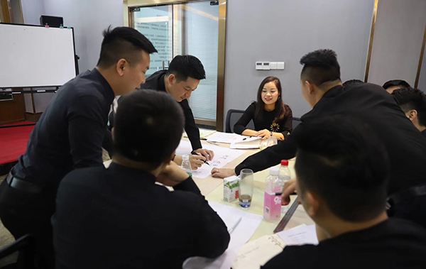 2019年高调事业店长及以上职级交流会(图2)