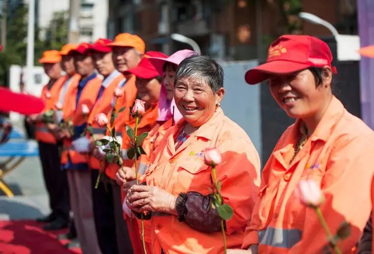 高调忆智善 l 对不起，这个五一我们不“打烊”！(图1)